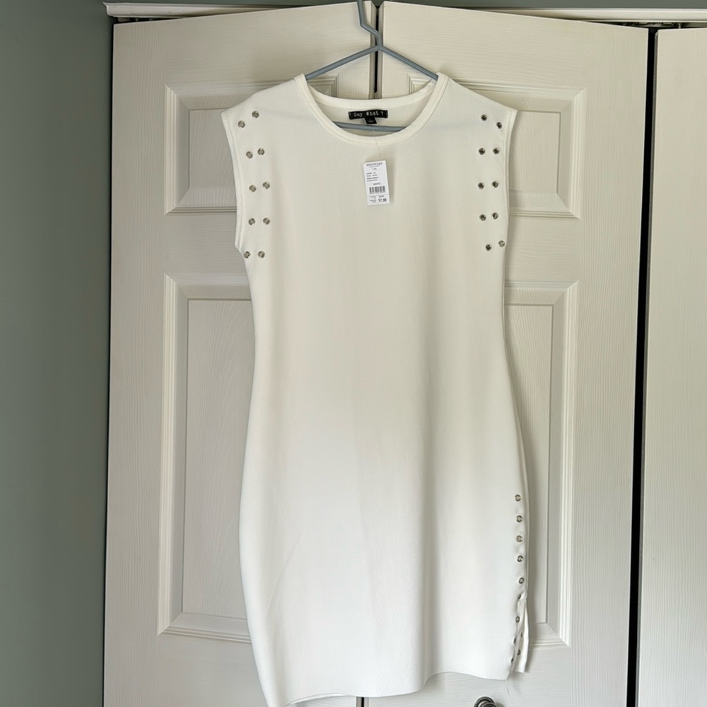 Women’s white ribbed dress